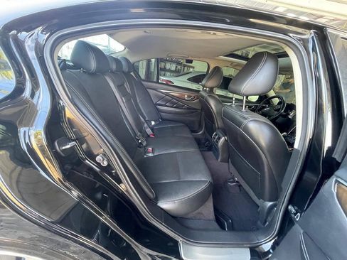 Used 2016 INFINITI Q50 3.0t Premium w/ Driver Assistance Package RWD image 15