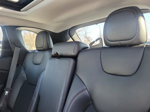 Certified 2020 Jeep Cherokee Trailhawk w/ Comfort/Convenience Group image 10