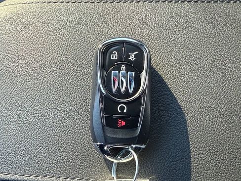 New 2026 Buick Envista Avenir image 32