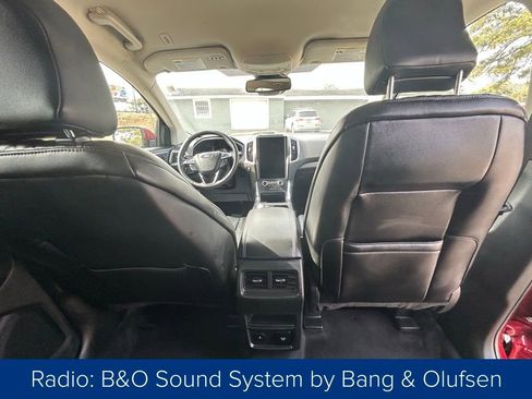 Used 2024 Ford Edge Titanium image 23