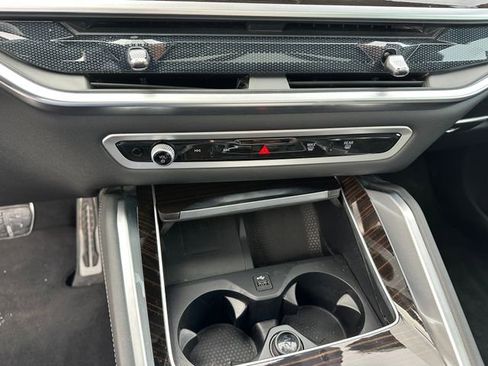 Used 2024 BMW X6 xDrive40i w/ Premium Package image 24