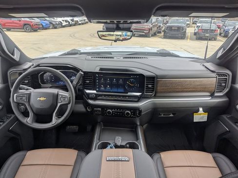 New 2026 Chevrolet Silverado 3500 High Country w/ High Country Premium Package image 18