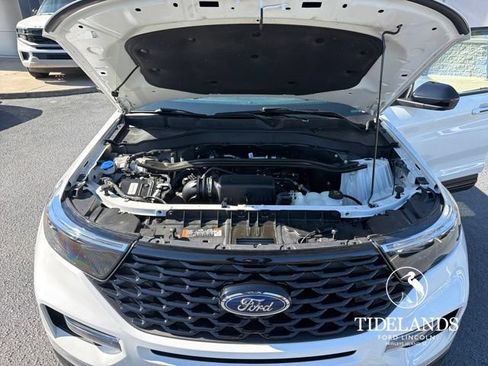 Certified 2023 Ford Explorer ST-Line AWD/4WD image 28