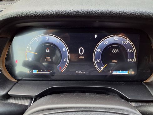 Used 2025 Jeep Grand Cherokee L Altitude AWD/4WD image 16