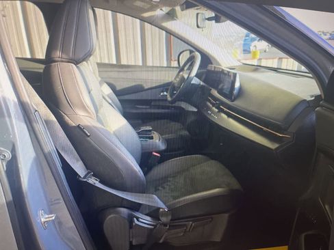 Used 2023 Nissan Ariya ENGAGE image 4