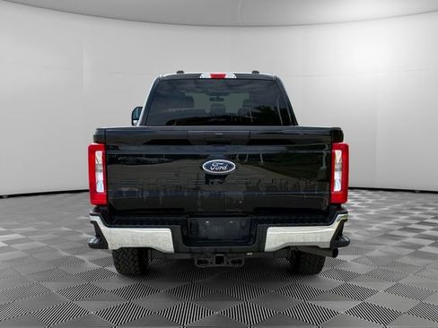Used 2025 Ford F250 XLT AWD/4WD image 4