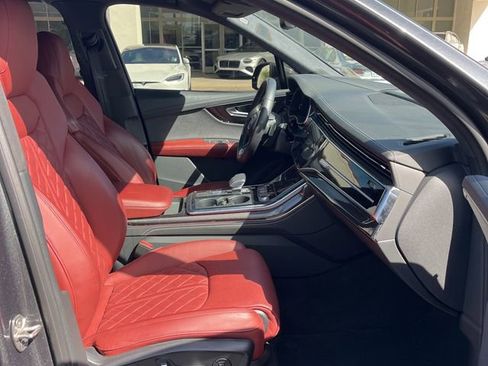 Used 2023 Audi SQ7 Prestige image 11