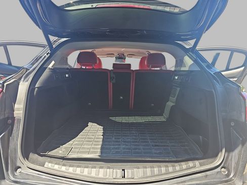 Used 2018 Alfa Romeo Stelvio AWD image 15