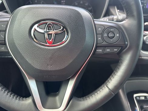Certified 2025 Toyota Corolla SE FWD image 15
