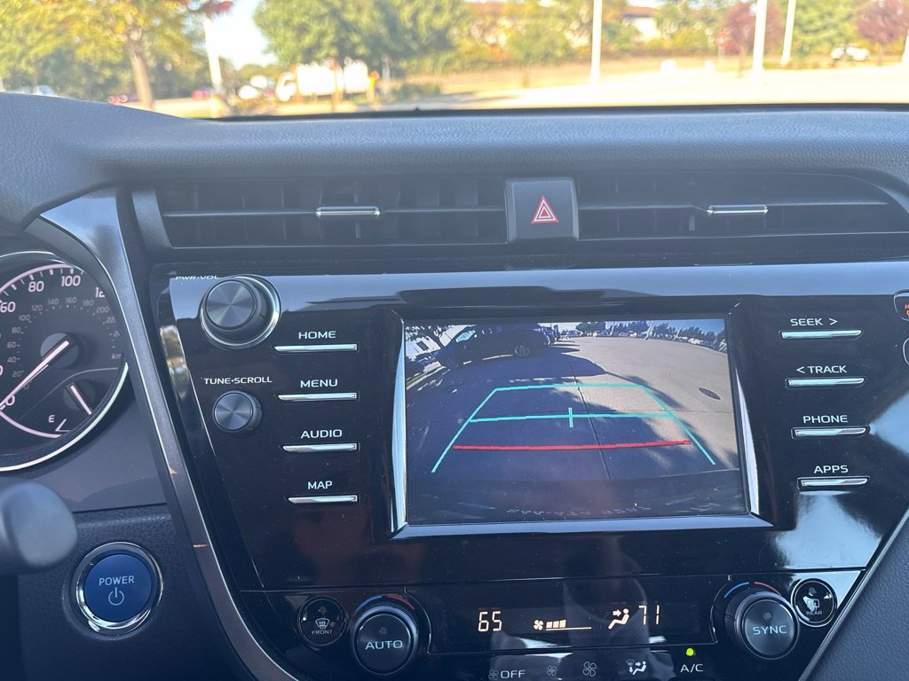 Used 2019 Toyota Camry LE FWD image 23