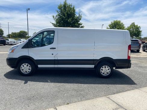 Used 2019 Ford Transit 250 130 Low Roof w/ Exterior Upgrade Package RWD image 2