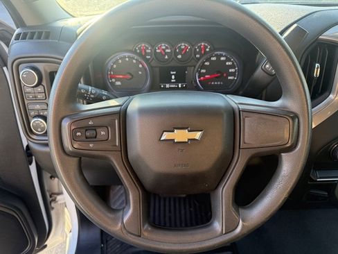 Used 2019 Chevrolet Silverado 1500 Custom w/ Custom Value Package image 25