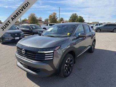 Used 2025 Nissan Kicks SV