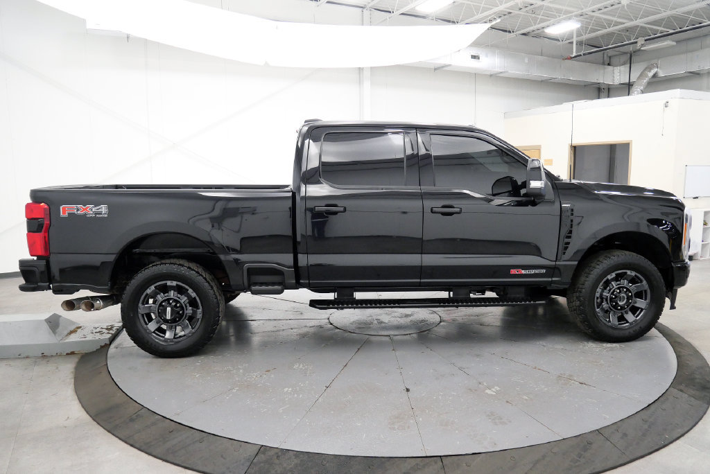 Used 2023 Ford F250 Lariat w/ Lariat Ultimate Package AWD/4WD image 9