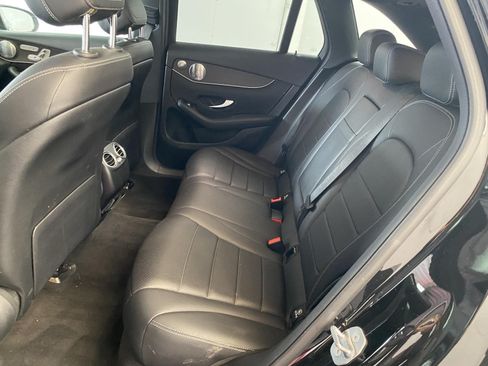 Used 2020 Mercedes-Benz GLC 300 w/ Multimedia Package image 19