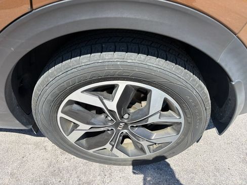 Used 2020 Kia Sportage EX w/ EX Technology Package FWD image 12