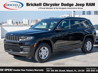 New 2025 Jeep Grand Cherokee Laredo w/ Luxury Tech Group I 360° Tour