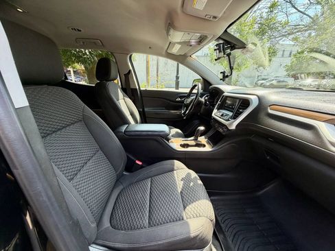 Used 2019 GMC Acadia SLE FWD image 15