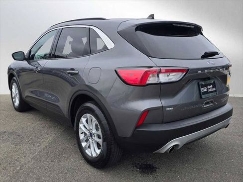 Used 2022 Ford Escape SE w/ Convenience Package AWD/4WD image 5