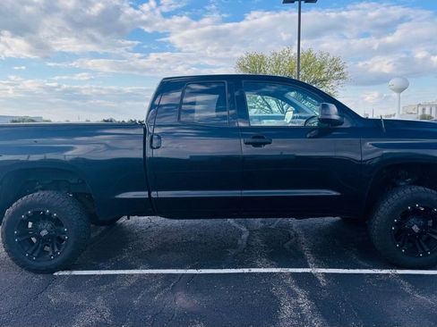 Used 2014 Toyota Tundra SR5 w/ SR5 Upgrade Package RWD image 10
