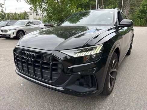 Used 2022 Audi SQ8 Prestige w/ Prestige Package AWD/4WD image 2