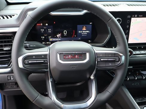 New 2025 GMC Canyon Elevation w/ Convenience Package image 14