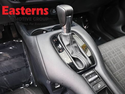 Used 2023 Honda HR-V LX image 13