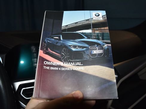 Used 2021 BMW 440i xDrive Coupe w/ Premium Package image 11