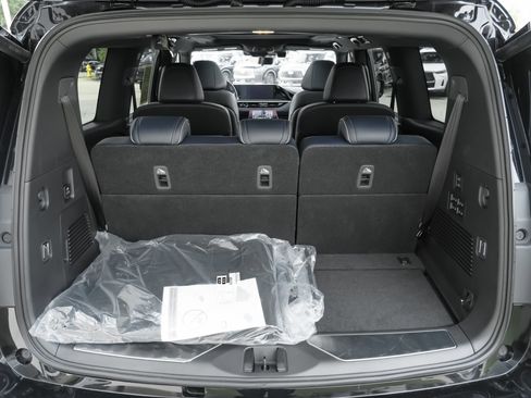 Certified 2026 INFINITI QX80 4WD image 39