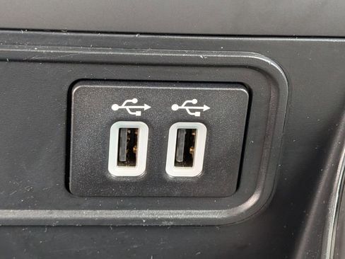 Certified 2021 Ford EcoSport S image 32