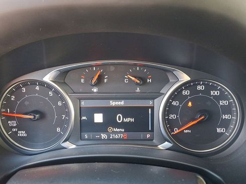 Certified 2023 GMC Terrain SLT w/ Infotainment Package II image 12