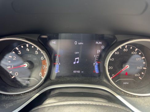 Used 2020 Jeep Compass Limited FWD image 15
