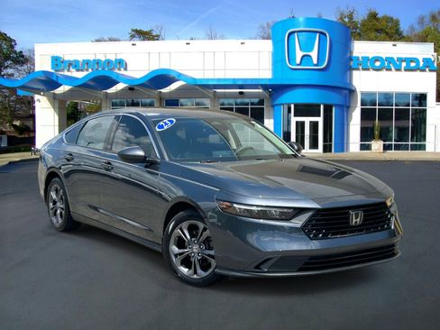 Certified 2023 Honda Accord EX image 1