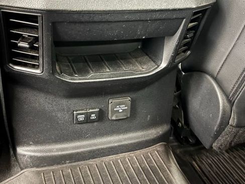 Used 2023 Toyota Tundra Limited image 13