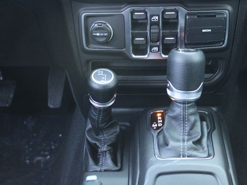 New 2026 Jeep Wrangler Sport AWD/4WD image 22