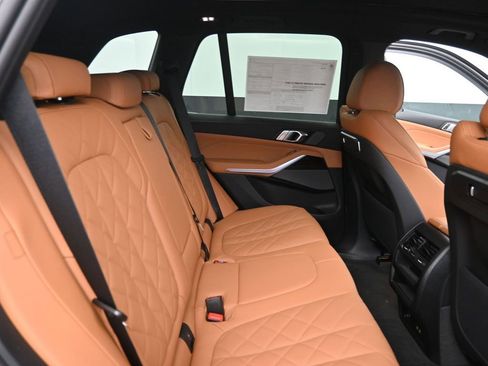 New 2026 BMW X5 xDrive50e w/ Premium Package image 25