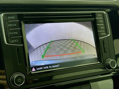 Used 2016 Volkswagen Jetta Sport w/ Lighting Package image 18