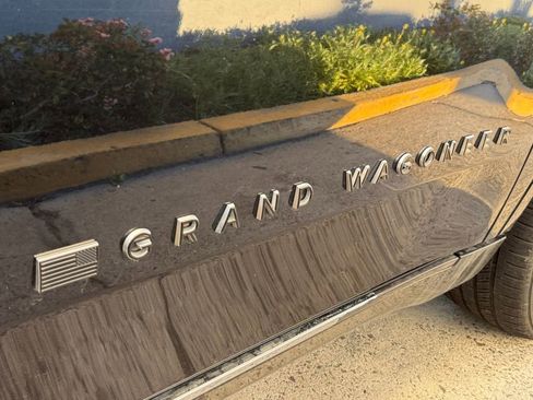 Used 2024 Jeep Grand Wagoneer L Series II w/ Quick Order Packagew 28T image 15