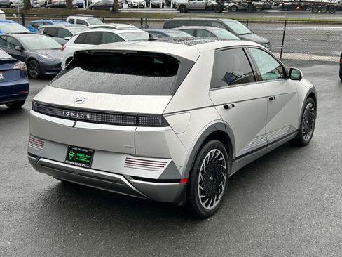 Used 2023 Hyundai Ioniq 5 Limited image 5