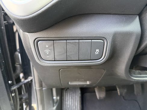 Used 2020 Kia Soul LX image 21