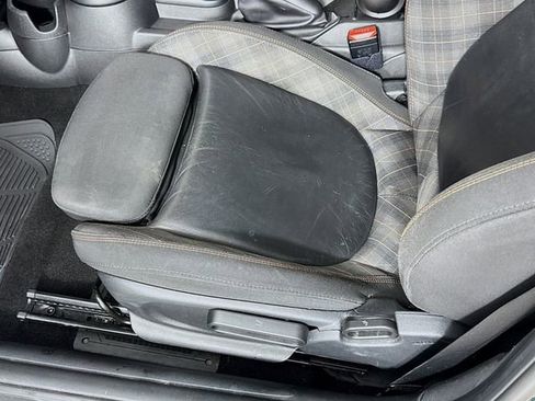 Used 2017 MINI Cooper 2-Door Hardtop image 18