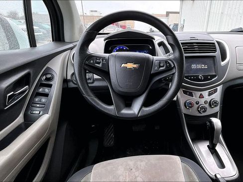 Used 2016 Chevrolet Trax LT image 7