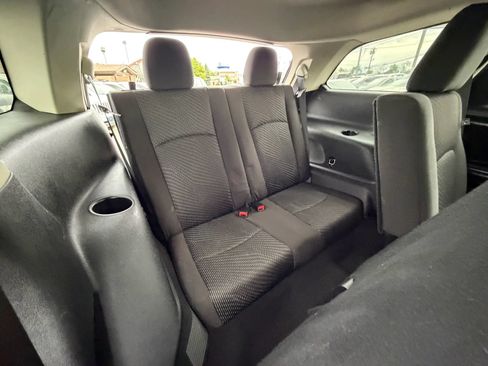 Used 2017 Dodge Journey SXT AWD/4WD image 35