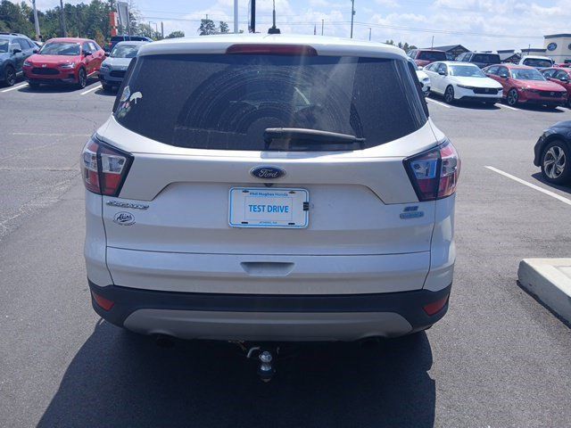 Used 2017 Ford Escape SE FWD image 8