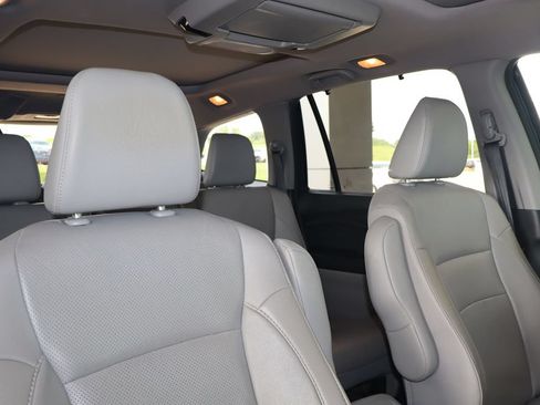 Used 2022 Honda Pilot Elite image 53