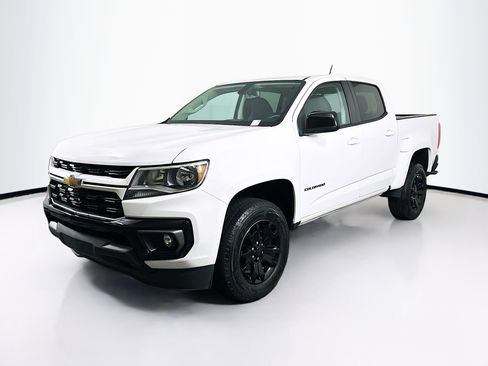 Used 2022 Chevrolet Colorado LT w/ LT Convenience Package image 3