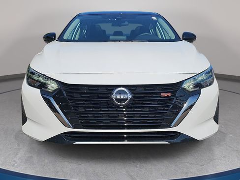 Used 2024 Nissan Sentra SR w/ SR Premium Package FWD image 2