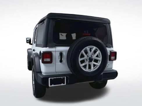 Used 2023 Jeep Wrangler Unlimited Sport AWD/4WD image 7