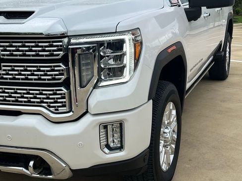 Used 2022 GMC Sierra 2500 Denali w/ Denali Ultimate Package AWD/4WD image 4
