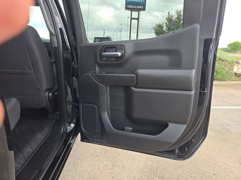 Certified 2022 Chevrolet Silverado 1500 Custom image 20